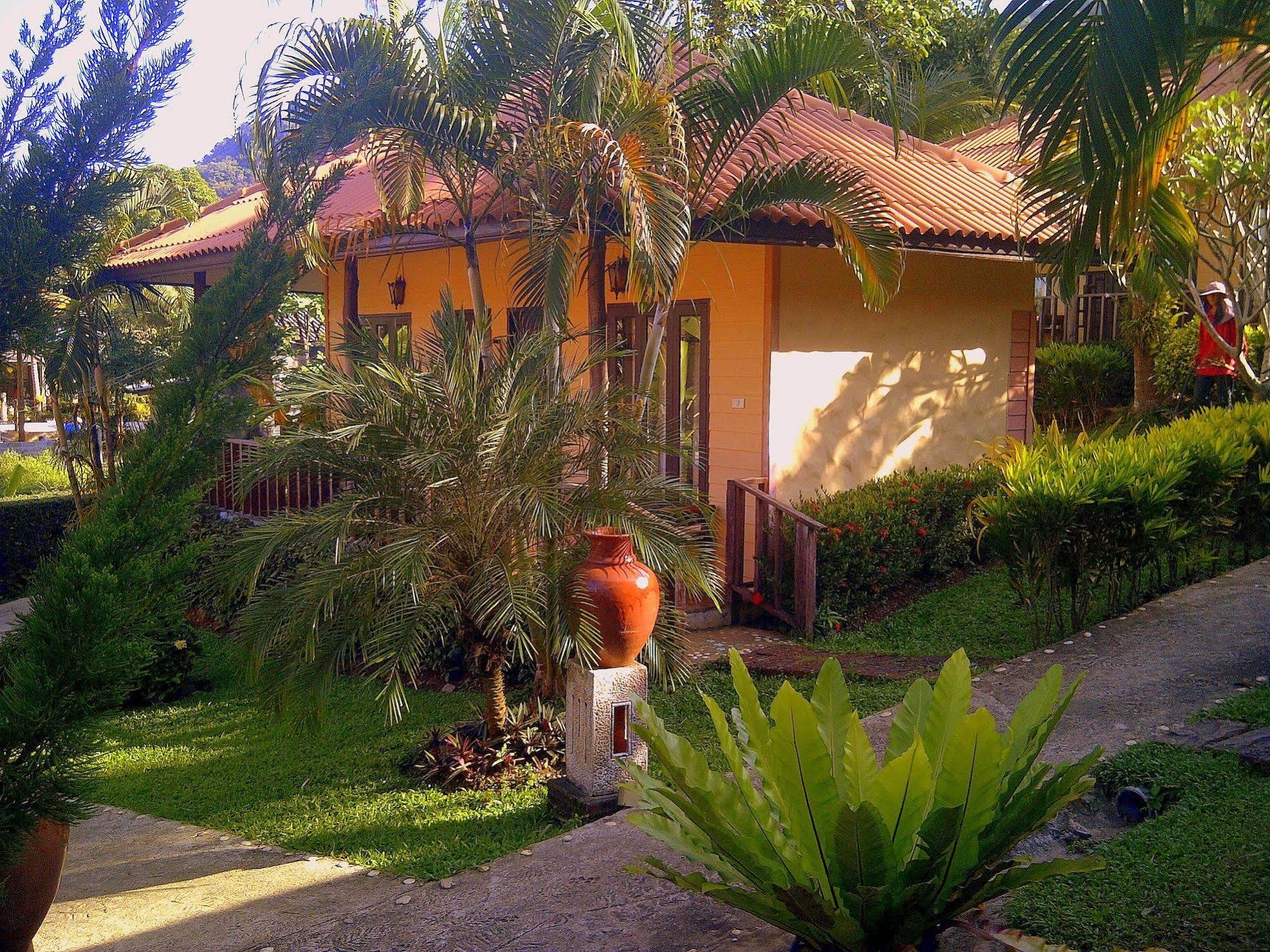 Paradise Bungalows Koh Chang Exterior photo